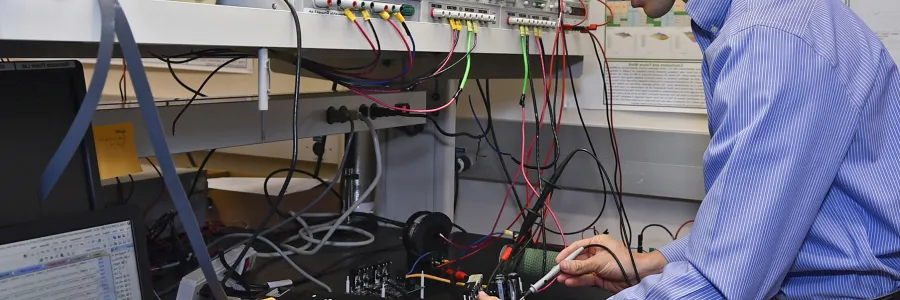 Student in EPIC Lab